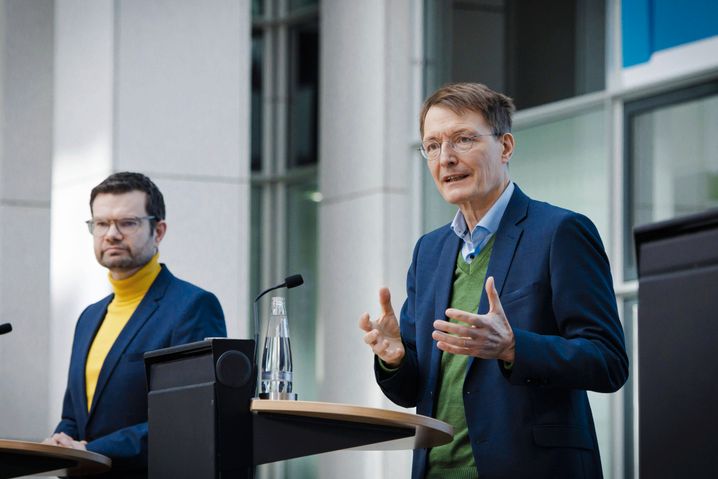 Gesundheitsminister Lauterbach (rechts), Justizminister Buschmann (links)