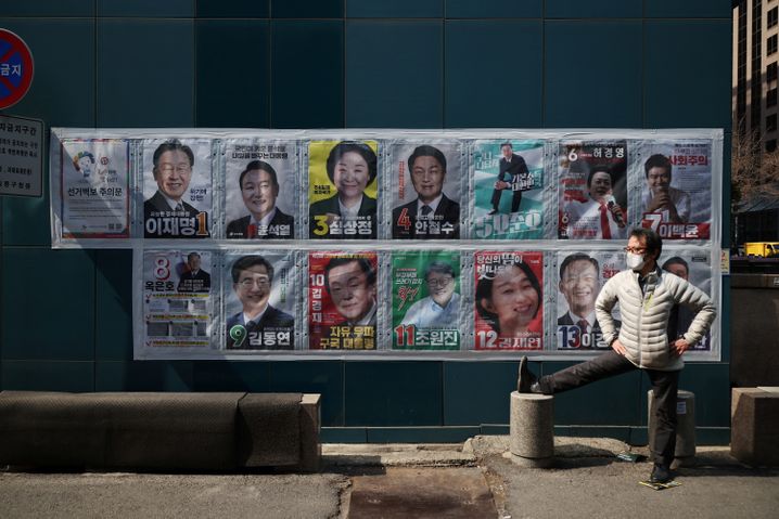 Wahlplakate in Seoul