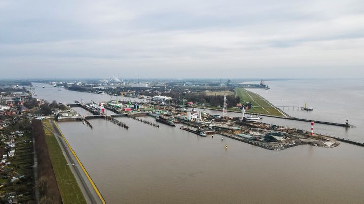 Der Hafen von Brunsbüttel ist als Standort für ein neues LNG-Terminal geplant (Aufnahme vom 1. März)