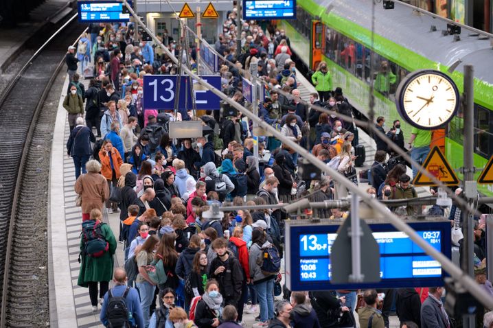 Chaos am Hamburger Hauptbahnhof nach Kabelbrand