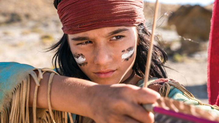 Mika Ullritz als Winnetou in einer Szene des Films »Der junge Häuptling Winnetou«